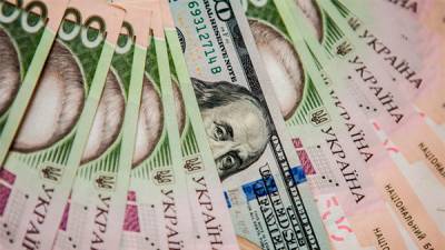 Курс доллара уверенно рос на межбанке 24 марта из-за выхода иностранцев из ОВГЗ - bin.ua - Украина