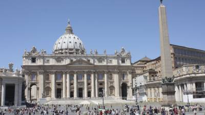 Папа римский снизил зарплату кардиналам и служащим церкви - mir24.tv - Ватикан - Ватикан