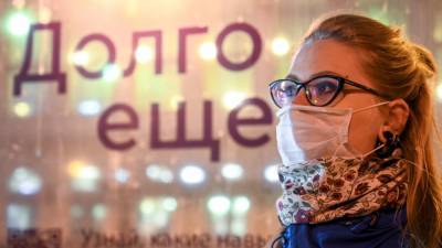 Виктор Скаршевский - Жесткий локдаун на Украине разрушает экономику и загоняет людей в нищету - riafan.ru - Киев
