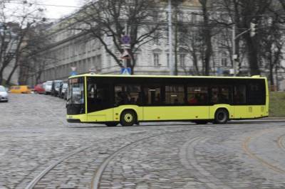 На время локдауна во Львове не будет курсировать автобус №45 - 24tv.ua - Львов