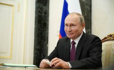 Владимир Путин - Владимир Путин прокомментировал свою вакцинацию от коронавируса - znak.com - Россия