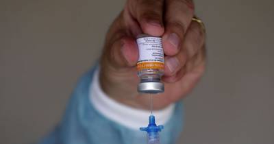 Украина получила вторую вакцину от коронавируса: кого и когда будут прививать китайским CoronaVac - tsn.ua - Китай