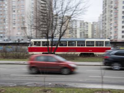 В Киеве изменили лимиты пассажиров для общественного транспорта - gordonua.com - Киев