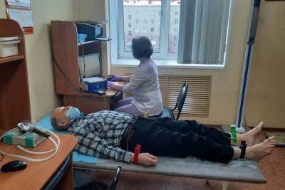 В Мурманске студенты-медики помогают «детям войны» пройти диагностические обследования - murmansk.mk.ru - Мурманск