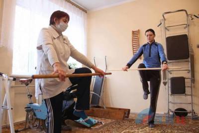 В Луганске провели реабилитацию 200 пациентов после коронавируса - mk.ru - Лнр - Луганск