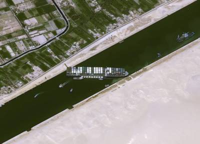 Блокировка Суэцкого канала: сегодня попытаются снять контейнеровоз с мели и мира - cursorinfo.co.il - Египет - Израиль