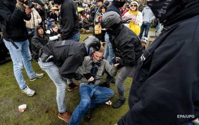 Полиция Амстердама потратила €5 миллионов на усмирение COVID-протестов - korrespondent.net - Амстердам