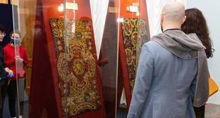 Выставка кайтагской вышивки проходит в Петербурге на фоне возрождения народного промысла в Дагестане - kavkaz-uzel.eu - Россия - Санкт-Петербург - республика Дагестан - район Кайтагский