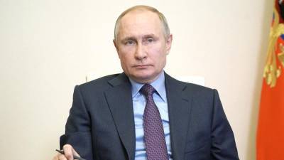 Владимир Путин - Путин объяснил нежелание делать прививку от COVID-19 на камеру - iz.ru - Россия - Израиль
