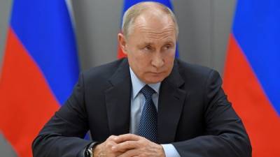 Владимир Путин - «Никому не говорю»: только лечащий врач знает, какой вакциной привился Путин - 5-tv.ru - Россия