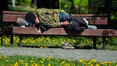 Анатолий Кин - Киевский политик заявил о беспрецедентном уровне бедности на Украине - riafan.ru - Киев