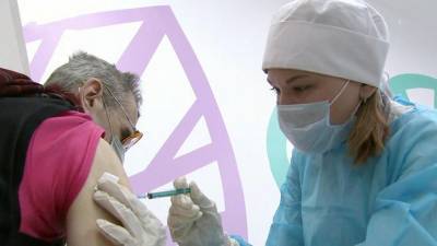 В российских регионах открывают дополнительные прививочные пункты - 1tv.ru - Владивосток