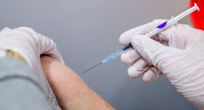 Минздрав РФ зарегистрировал однокомпонентную вакцину от коронавируса "Спутник Лайт" - polit.info - Россия
