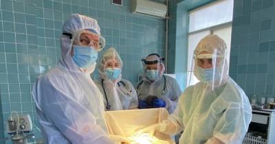 Полуторамесячного младенца спасли от СOVID-19 врачи из Ивано-Франковска: фото - tsn.ua - Ивано-Франковск