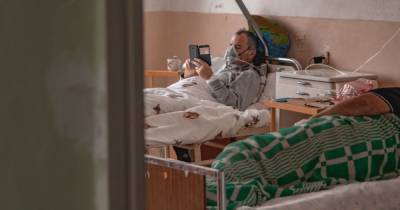 Высокая смертность пациентов с коронавирусом: в Черновцах проверят работу больницы - tsn.ua - Черновцы