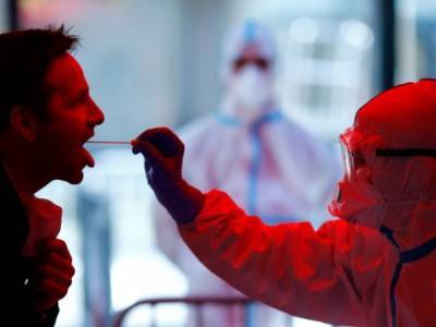 В Италии обнаружили мутацию коронавируса, которая не поддается вакцинам - unn.com.ua - Италия - Киев - Брешия