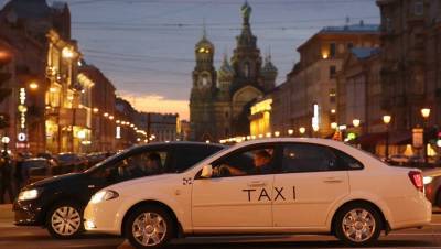 Корпоративное такси в Петербурге предпочли фитнесу и курсам - dp.ru - Санкт-Петербург