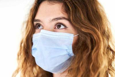 Сьюзан Хопкинс - Врач назвала необходимую для защиты от коронавируса толщину медицинской маски - live24.ru - Англия - Хопкинск
