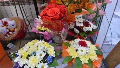 Высокие цены на цветы в России могут сохраниться до конца марта - riafan.ru - Россия - Москва
