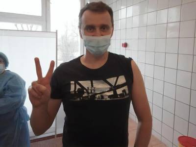 Виктор Ляшко - "Индийская вакцина суперсилы не прибавила". Ляшко рассказал о своем состоянии после прививки - gordonua.com - Украина