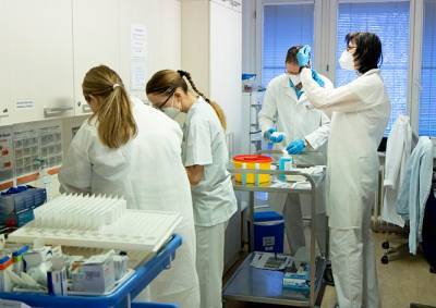 Число коронавирусных пациентов в больницах Чехии достигло рекордного уровня - vinegret.cz - Чехия