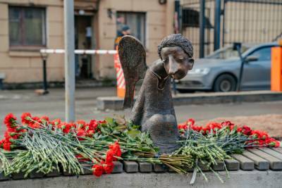 Мария Касьяненко - Памятник погибшим медикам откроют во второй раз 4 марта - abnews.ru