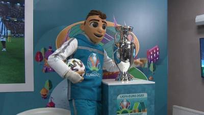 В Санкт-Петербурге встречали главный трофей Чемпионата Европы по футболу — 2020 - 1tv.ru - Санкт-Петербург