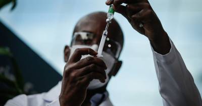 Ученые считают, что антитела против африканского штамма защищают от других видов коронавируса, – Reuters - focus.ua - Юар