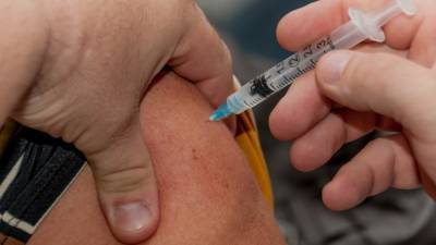 Два человека умерли после вакцинации от коронавируса в Южной Корее - inforeactor.ru - Швейцария - Южная Корея