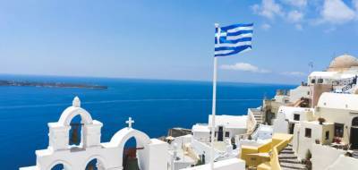 Греция ввела ограничения на выход граждан из дома - runews24.ru - Греция
