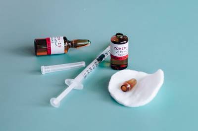 Власти Канады временно отказались вакцинировать население от коронавируса препаратом AstraZeneca - news.vse42.ru - Канада