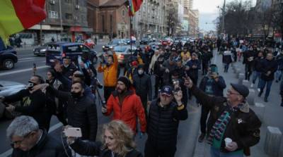 В Румынии карантинные протесты переросли в столкновения - ru.slovoidilo.ua - Украина - Бухарест - Румыния