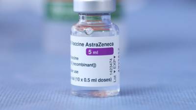 Вакцину против коронавируса AstraZeneca переименовали - m24.ru