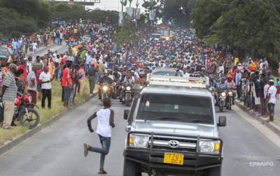 Джон Магуфули - В Танзании на прощании с президентом погибли не менее 45 человек - korrespondent.net - Танзания - Дар-Эс-Салам