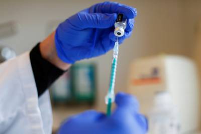 Пауль Эрлих - Более 30 случаев тромбоза в мозгу нашли после прививок в Германии - lenta.ru