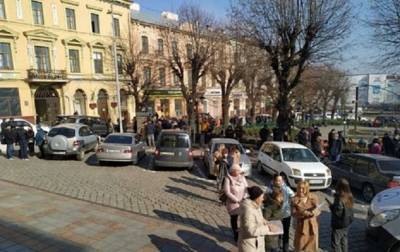 В Черновцах бизнесу частично пошли на уступки из-за карантинных протестов - korrespondent.net - Черновцы