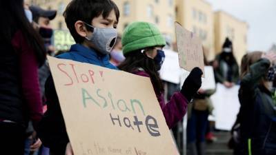 Белый дом анонсирует новые меры по борьбе с насилием против лиц азиатского происхождения - golos-ameriki.ru