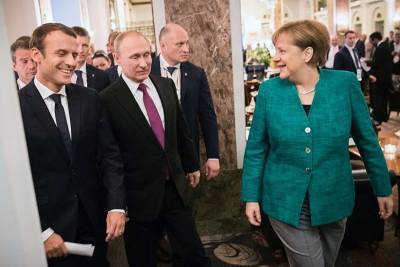 Владимир Путин - Ангела Меркель - Путин обсудил с Макроном и Меркель борьбу с пандемией и Донбасс - tvc.ru - Россия - Франция - Сирия - Евросоюз