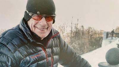 Новости на "России 24". Один из старейших альпинистов планеты сделал прививку от COVID-19 - vesti.ru - Россия