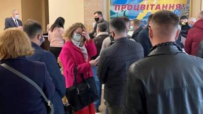 Структуры «Привата» обвинили АМКУ в нарушении карантина - hubs.ua - Киев