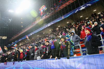 УЕФА с июня снимет ограничение числа зрителей на футбольных матчах - mk.ru