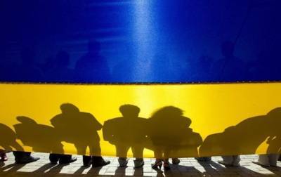 Украинцы за год потратили больше, чем заработали - korrespondent.net - Украина