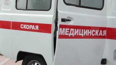 Служба 122 начала принимать заявки на вызов врачей на дом без симптомов коронавируса - piter.tv - Санкт-Петербург