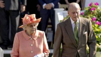 королева Елизавета II (Ii) - принц Чарльз - принц Филипп - герцогиня Камилла - принц Эдвард - Ii (Ii) - Варфоломей СВЯТОЙ (Святой) - Герцогиня Корнуольская рассказала о состоянии здоровья госпитализированного принца Филиппа - skuke.net - Лондон