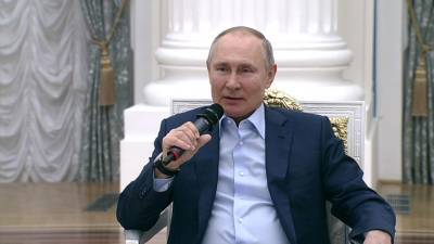 Владимир Путин - Путин: пандемия снижается, но остается много опасностей - vesti.ru - Россия