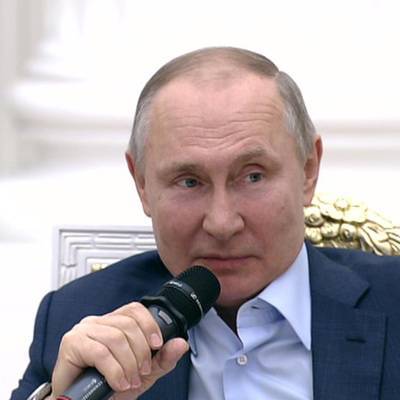 Владимир Путин - Путин: пандемия отступает, но вызовов ещё много - radiomayak.ru