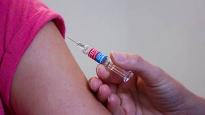 Сыпь и кожная аллергия: Обнаружена странная реакция на вакцину Moderna - news.bigmir.net - Англия