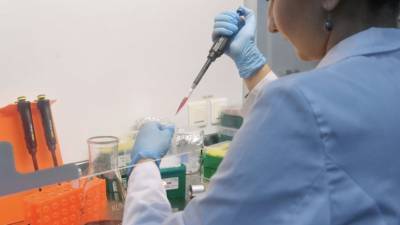 Куба начала третий этап клинических испытаний вакцины от коронавируса - russian.rt.com - Куба