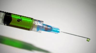 Медики выявили побочный эффект у американской вакцины от коронавируса компании Moderna - news.vse42.ru - Сша