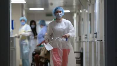 За сутки в России выявлено 11 024 случая коронавируса - russian.rt.com - Россия